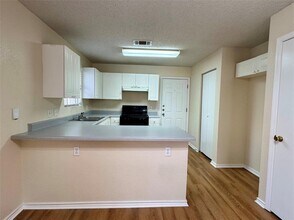 109 Segovia Way in Pflugerville, TX - Foto de edificio - Building Photo