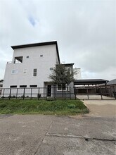 202 N York St in Houston, TX - Building Photo - Building Photo
