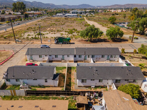 8921 Cottonwood Ave in Santee, CA - Building Photo - Building Photo