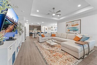 8200 Donnelley Dr in Austin, TX - Building Photo - Building Photo