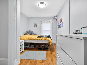 114 Woodstock St in Somerville, MA - Building Photo - Building Photo