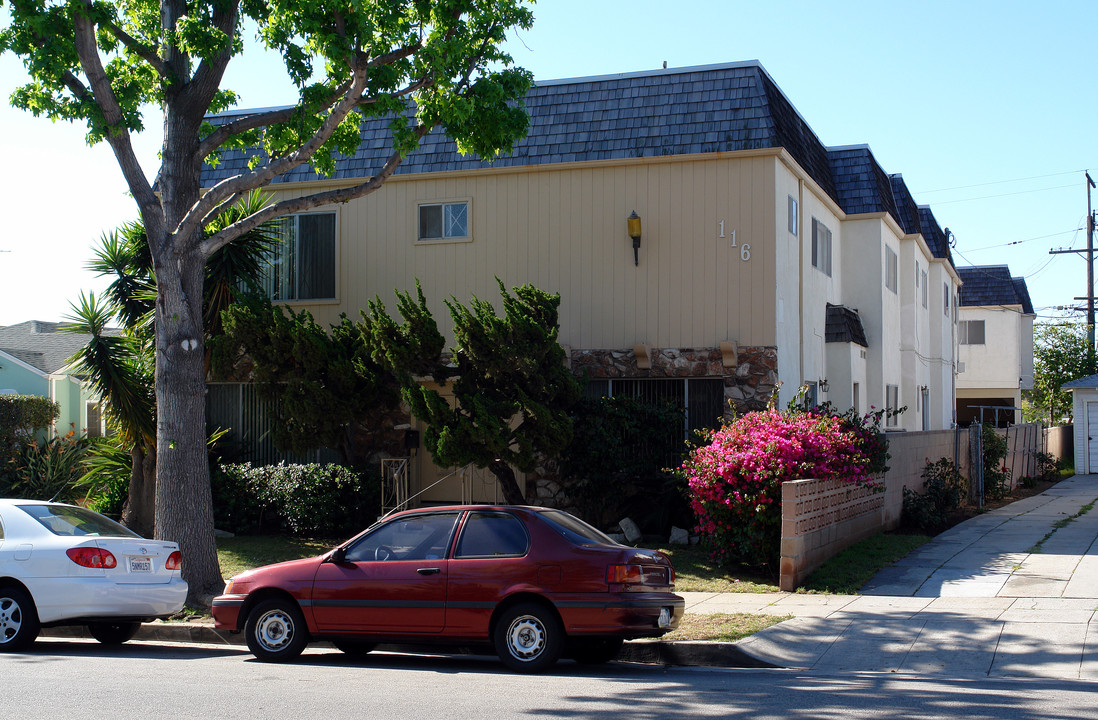 116 W Ellis Ave in Inglewood, CA - Foto de edificio