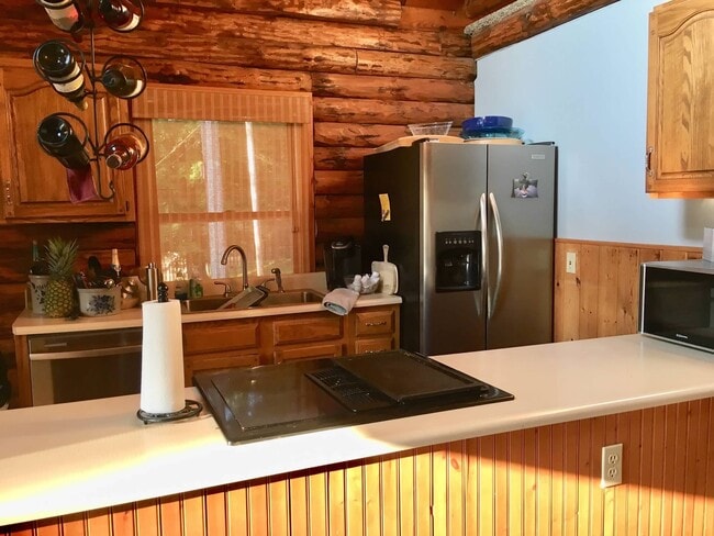 property at 401 Valley Falls Rd