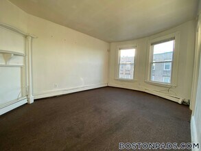 8 Parker Hill Ave in Boston, MA - Building Photo - Building Photo