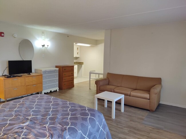 2506 S Ocean Blvd, Unit 3 in Myrtle Beach, SC - Foto de edificio - Building Photo