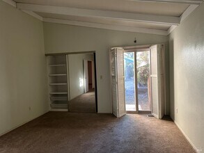 110 Trident Ct in Vallejo, CA - Building Photo - Building Photo