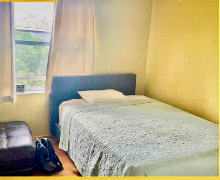 872 NW 130th Ave in Pembroke Pines, FL - Building Photo