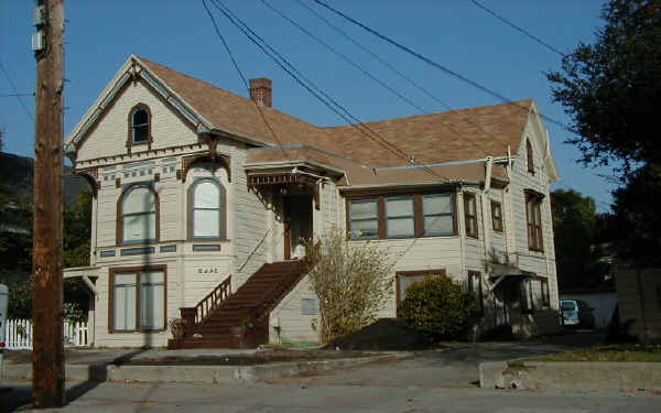 2241 San Jose Ave in Alameda, CA - Building Photo - Building Photo