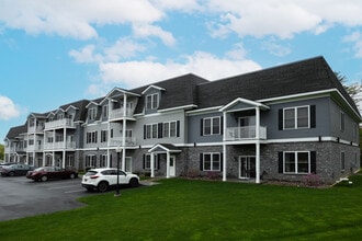 Bluebird Trace in South Glens Falls, NY - Building Photo - Building Photo