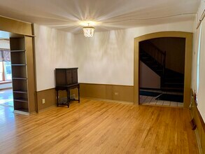 9S174 Nantucket Dr in Darien, IL - Building Photo - Building Photo