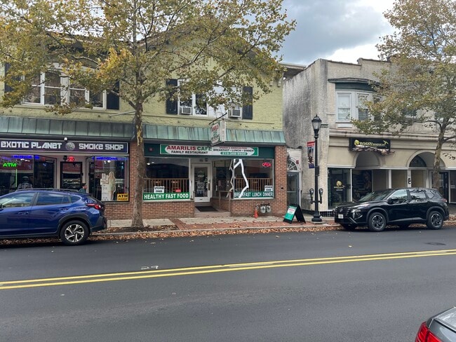 310 W Main St, Unit Unit 3 in Lansdale, PA - Building Photo - Building Photo