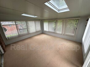 32 Hendrick Ave in Menands, NY - Building Photo - Building Photo