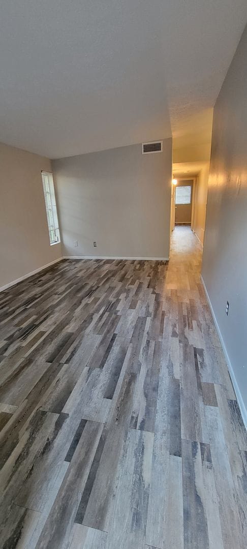 8725 N 48TH St in Tampa, FL - Building Photo - Building Photo