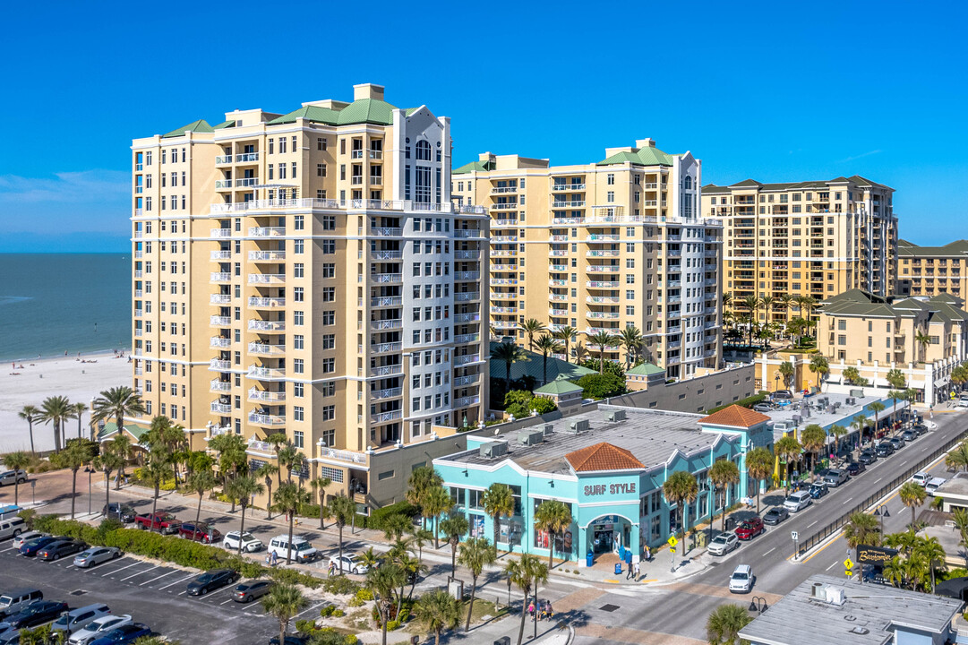 Mandalay Beach Club in Clearwater, FL - Building Photo