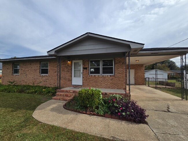 property at 1305 Berkshire Rd