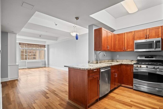 106 W 116th St, Unit 6D in New York, NY - Building Photo - Building Photo