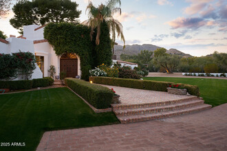 5057 E Sky Desert Ln in Paradise Valley, AZ - Building Photo - Building Photo