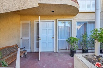 108 W Maple St in Glendale, CA - Building Photo - Building Photo