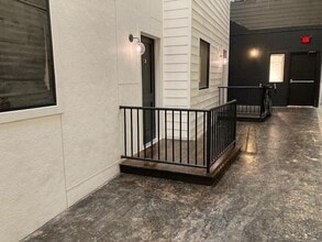4411 Dallas St in Houston, TX - Building Photo - Building Photo