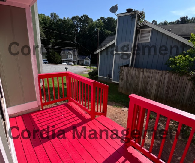 5541 Marbut Forest Way in Lithonia, GA - Building Photo - Building Photo