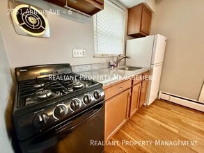 2751 Arbor Ave in Cincinnati, OH - Building Photo - Building Photo