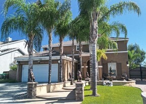 1725 Chamberlin Creek Way in Perris, CA - Building Photo