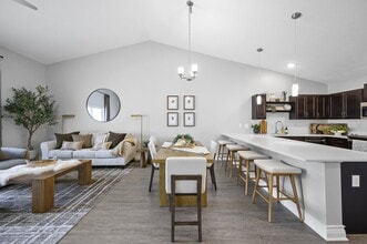 The Villas at Bakers Ridge in Strongsville, OH - Building Photo - Building Photo