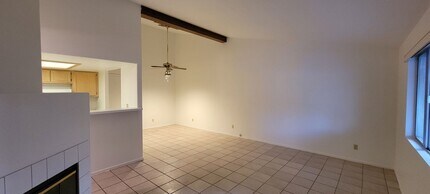 2216 Short Pine Dr in Las Vegas, NV - Building Photo - Building Photo