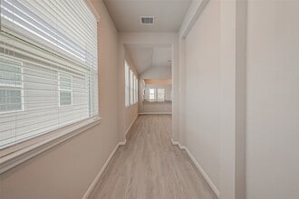 1091 Lilly Ln in Bellville, TX - Building Photo - Building Photo