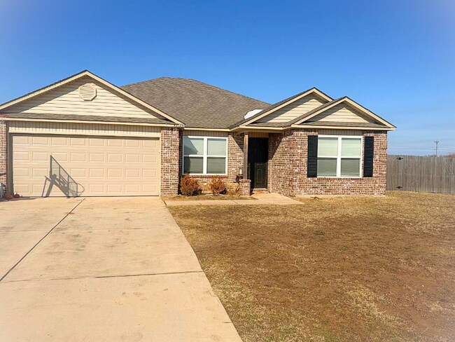 42124 Cadens Trl in Shawnee, OK - Foto de edificio - Building Photo
