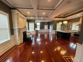 642 E 3rd St, Unit 3 in Boston, MA - Building Photo