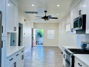 9443 Lotus Dr in Westminster, CA - Building Photo - Building Photo