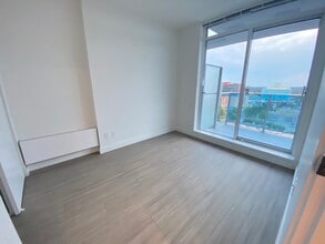 13615 Fraser Hwy in Surrey, BC - Building Photo - Building Photo