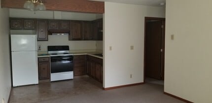 Lakeview Court in Galesville, WI - Building Photo - Building Photo