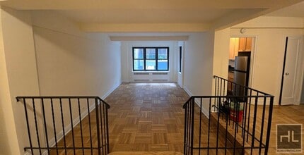 EAST 56 STREET in New York, NY - Building Photo - Building Photo