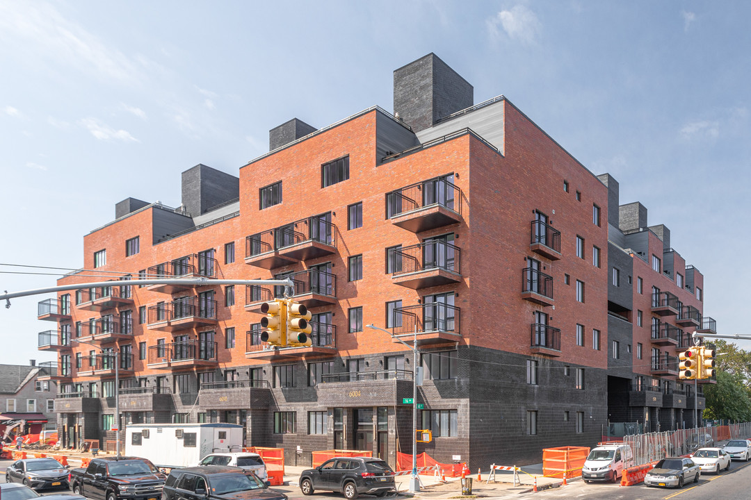 1560 60th St in Brooklyn, NY - Building Photo