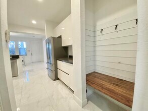 850 Millbrae Ct in West Palm Beach, FL - Building Photo - Building Photo