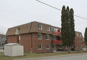 1554 Queenston Road Apartments