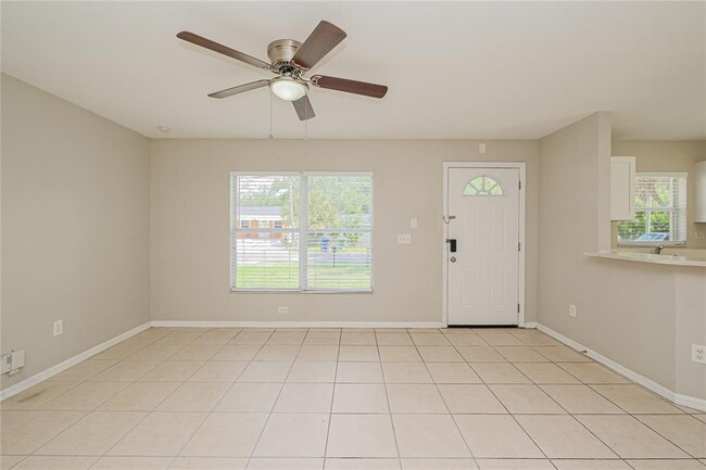 2627 E Chelsea St in Tampa, FL - Building Photo - Building Photo