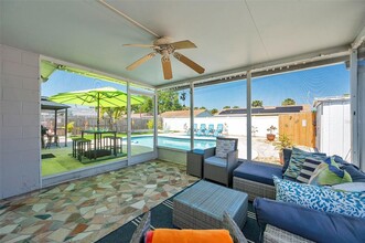 9043 109th Terrace in Seminole, FL - Building Photo - Building Photo