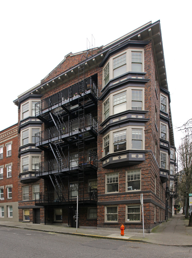 Wilmar Apartments in Portland, OR - Foto de edificio - Building Photo