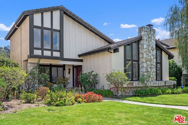 property at 1347 Avenida de Cortez