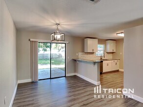 2933 Unity Tree Dr in Edgewater, FL - Building Photo - Building Photo