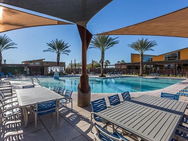 10558 E Simone Ave in Mesa, AZ - Building Photo - Building Photo