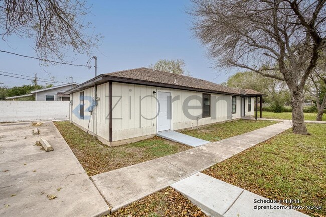 625 Water St in Brownsville, TX - Building Photo - Building Photo