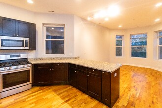 6136 S Ingleside Ave in Chicago, IL - Building Photo - Building Photo