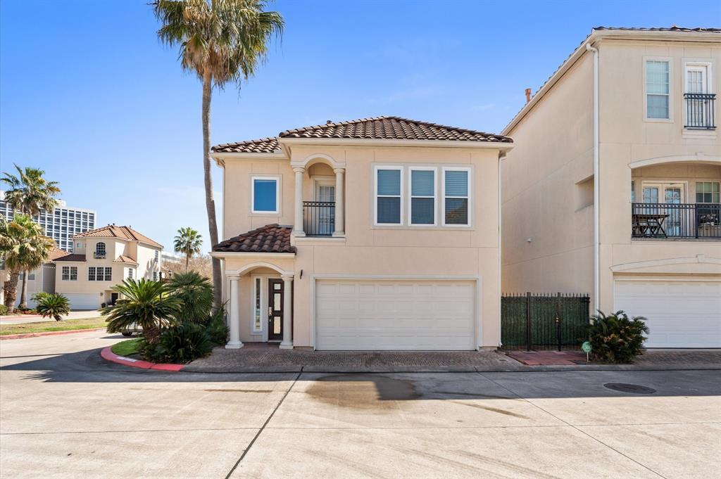 6107 Windwater Pointe in Houston, TX - Building Photo