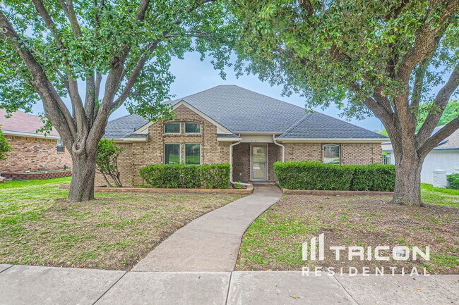4707 Vineyard Trail in Mesquite, TX - Foto de edificio - Building Photo