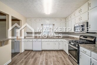 2105 Pinewood Dr in Covington, GA - Building Photo - Building Photo