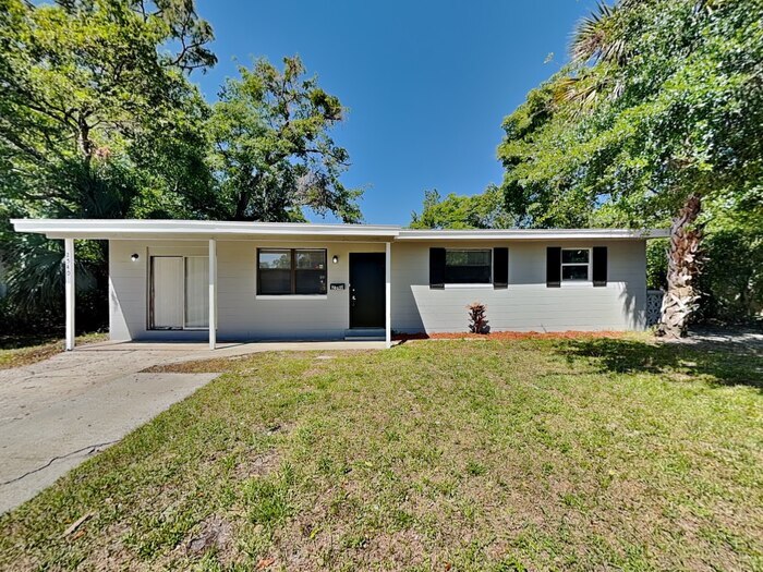 2540 Congaree Dr W in Jacksonville, FL - Foto de edificio